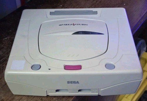 Console bianca sega saturn - console,